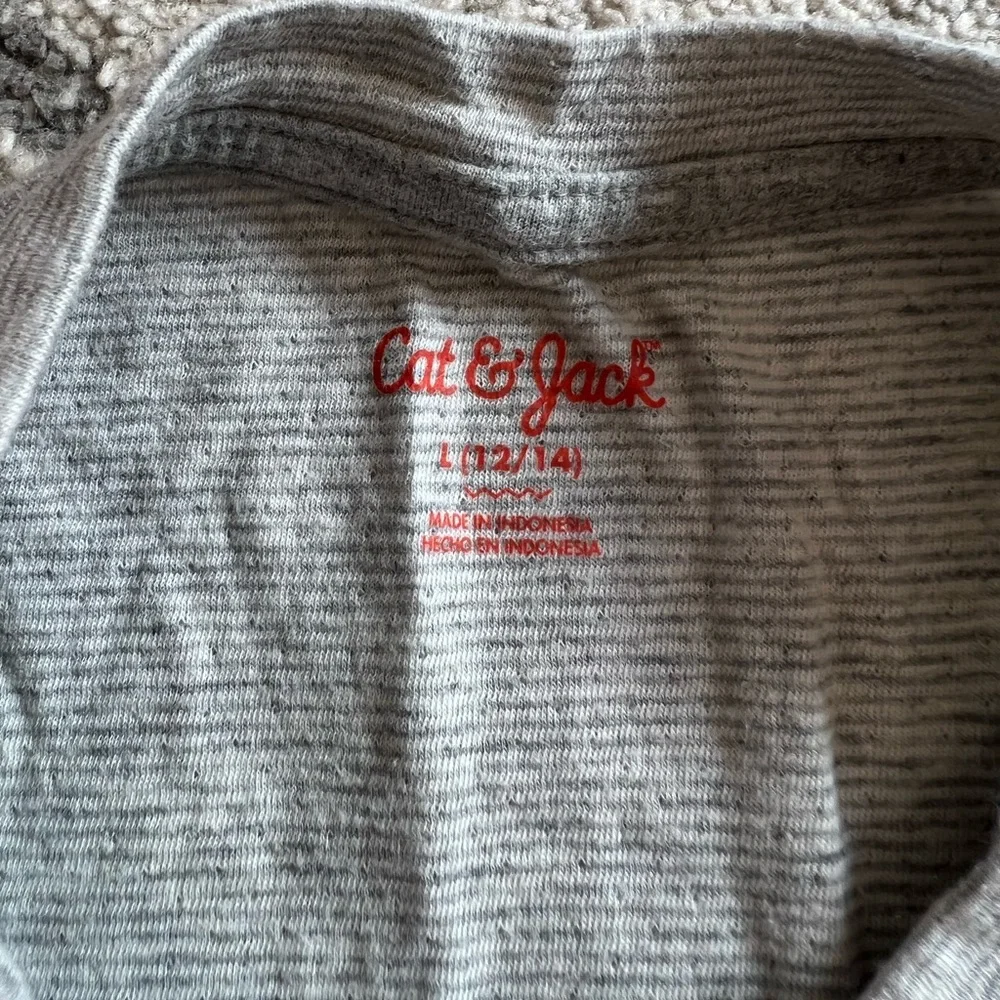 Cat & Jack Boys Gray Quarter Button Long Sleeve Tee Size Large (12/14)